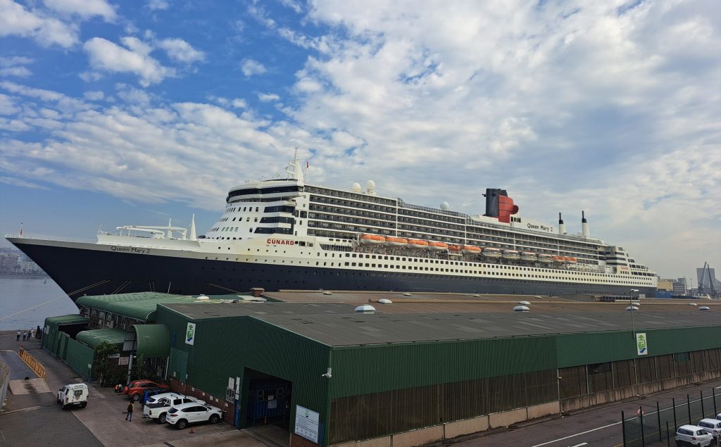 The iconic Queen Mary 2 (Cunard’s flagship and the world’s last true ocean liner) docked at the Nelson Mandela Cruise Terminal 5 (2)