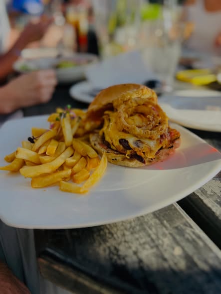 Burger at Papa Giovanni 0 (0)