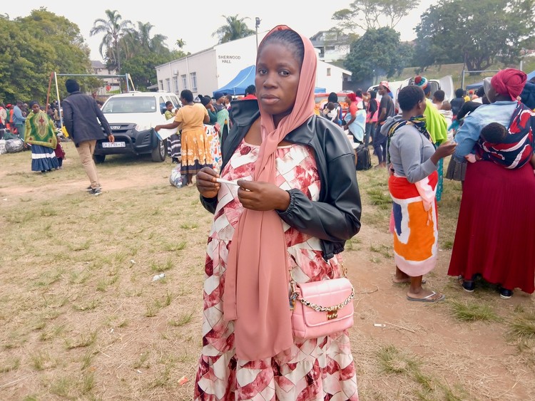 Thousands of Malawian nationals (estimates range from over 1,000 to around 2,500) have fled informal settlements in areas like Burnwood, Clare Estate, and Sydenham in Durban. They sought temporary shelter at Sherwood Hall and its surrounding park/playground starting around Sunday, June 8. The displacement followed anti-immigration protests and threats. Locals, including groups setting a June 30 deadline for undocumented foreigners to leave, allegedly issued death threats and demanded they vacate homes. Many arrived with few belongings; the group includes a large number of women and children. Numbers grew rapidly: ~75 on Sunday night → 275 Monday → 500+ Tuesday → ~2,500 by Wednesday. Response and Current Situation South African Department of Home Affairs has stepped in to record details and assist with voluntary repatriation. The Malawian embassy and community activists are coordinating buses for returns to Malawi. Many displaced people have expressed they no longer feel safe and want to go home. Humanitarian aid (food, basics) is being provided by groups like Muslim Relief SA and others. Police are maintaining order at the site. This is part of broader tensions around immigration and xenophobia in parts of South Africa, though not all foreigners or Malawians are affected. The situation is fluid, with efforts focused on safe repatriation rather than long-term shelter in Durban. For the latest updates, check reliable South African sources like IOL, GroundUp, or SABC. This reflects ongoing challenges with migration, integration, and periodic flare-ups of anti-foreigner sentiment in the region.