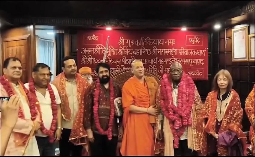 MK president Jacob Zuma visited his friend Ajay Gupta to pray at Haridwar temple in India