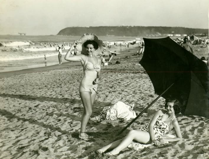 1951 - Girls at South Beach.