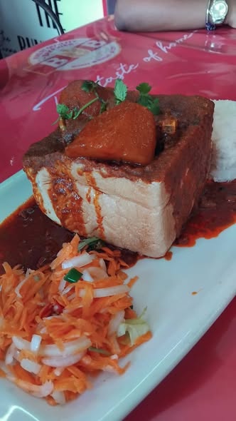 Bunny Chow @ Bunny bar