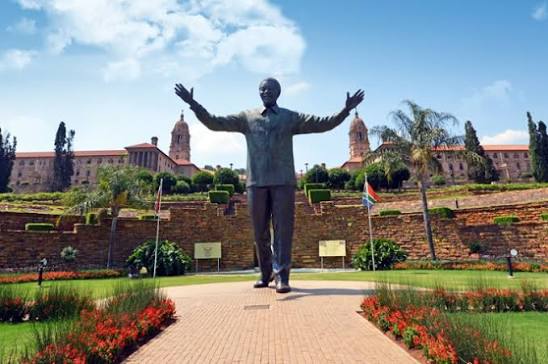 South African officials, particularly President Cyril Ramaphosa’s special adviser Alistair Ruiters, have expressed puzzlement and frustration over the US decision to impose targeted visa restrictions on unnamed South Africans, arguing that Pretoria has made progress on key US demands and is actively engaging on the rest.