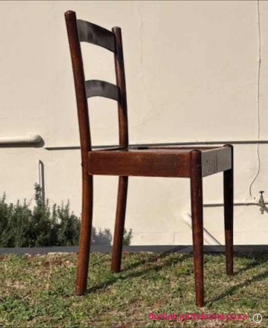A classic South African “Globe Chair” that was designed and patented in 1921 and manufactured in Durban (until roughly the 1940s–early 1960s). A classic South African “Globe Chair” that was designed and patented in 1921 and manufactured in Durban (until roughly the 1940s–early 1960s).
