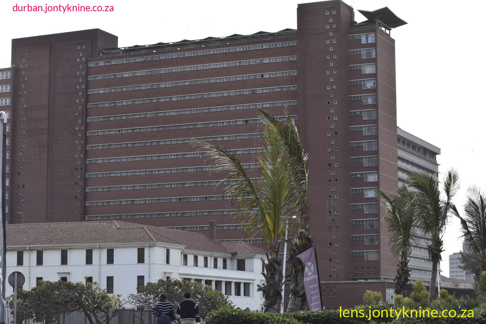 Residents living near Addington Hospital on Durban’s South Beach have accused the facility of releasing toxic, foul-smelling smoke that is affecting their health and damaging homes, prompting demands for answers from the KwaZulu-Natal Department of Health.