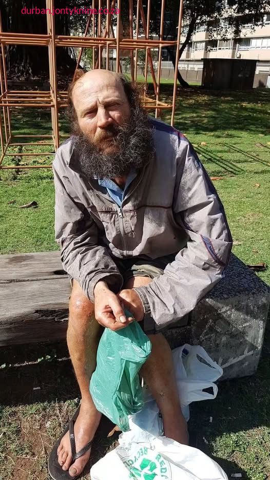 MAN LIVING ON DURBAN STREETS PLEADS FOR HELP TO REUNITE WITH HIS FAMILY AFTER YEARS APART